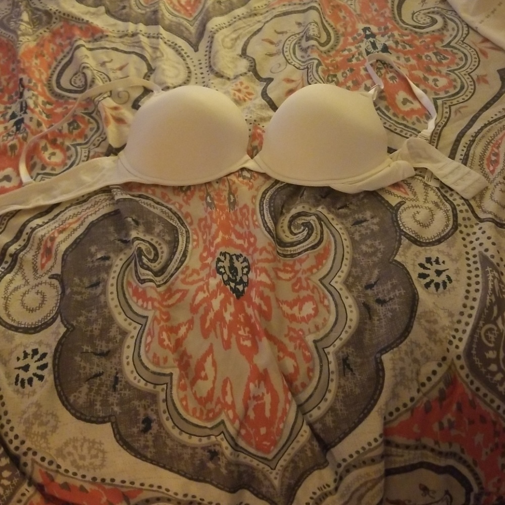Target white bra worn once 36D